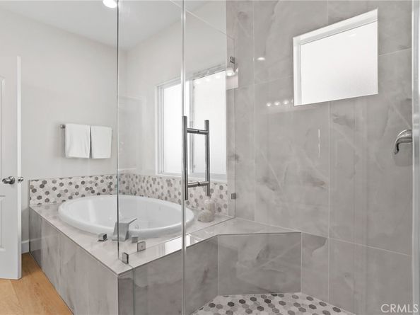 526 12th, Huntington Beach CA 92648