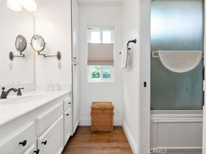 16 Abbey, Aliso Viejo CA 92656