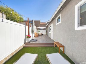 2701 E 17th Street E, Long Beach CA 90804