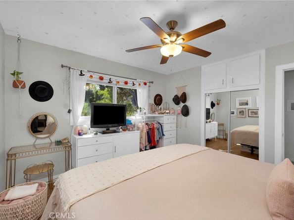 2701 E 17th Street E, Long Beach CA 90804