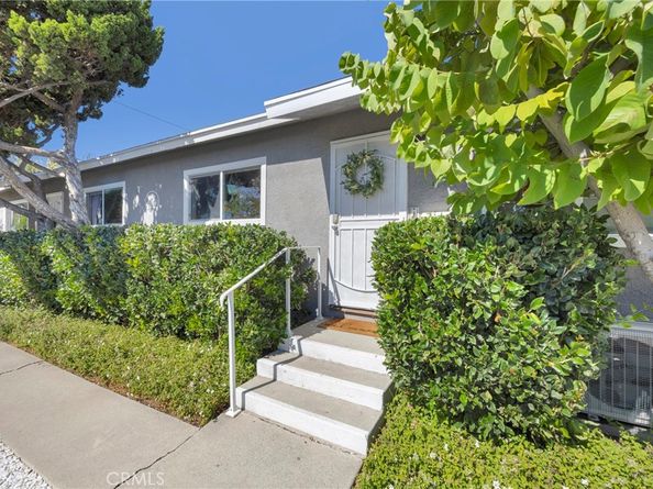 2701 E 17th Street E, Long Beach CA 90804