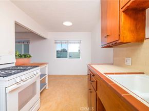 2135 E Florida 7, Long Beach CA 90814