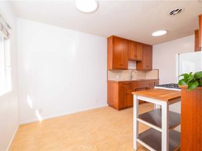 2135 E Florida 7, Long Beach CA 90814