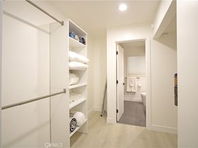 1140 Pacific Ave Unit #7, Long Beach CA 90813