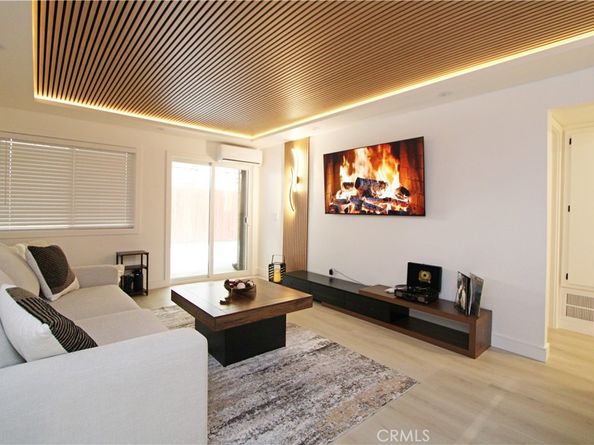 1140 Pacific Ave Unit #7, Long Beach CA 90813