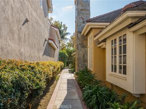 19371 Woodlands, Huntington Beach CA 92648