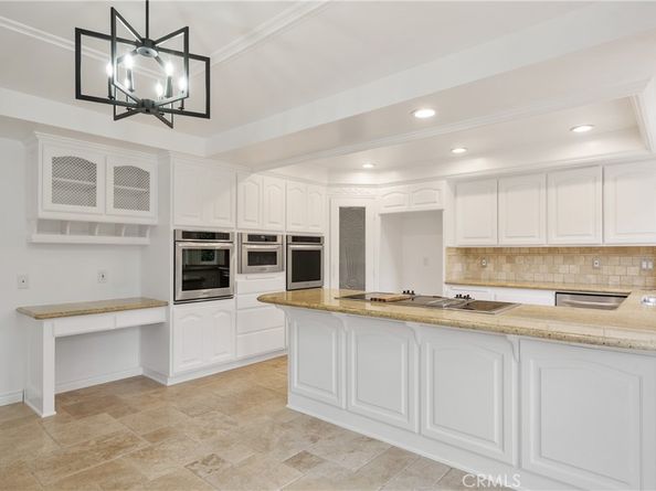 19371 Woodlands, Huntington Beach CA 92648