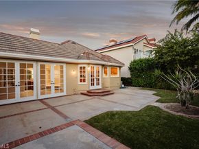 19371 Woodlands, Huntington Beach CA 92648