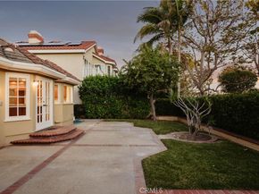 19371 Woodlands, Huntington Beach CA 92648