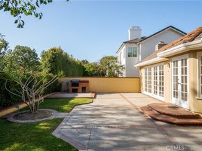 19371 Woodlands, Huntington Beach CA 92648