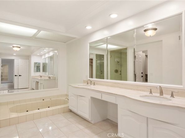 19371 Woodlands, Huntington Beach CA 92648