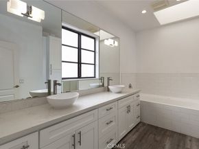 1403 W Santa Cruz, San Pedro CA 90732