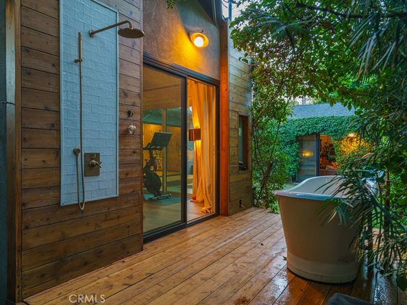 704 Valita St, Venice CA 90291