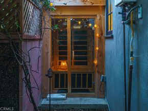 704 Valita St, Venice CA 90291