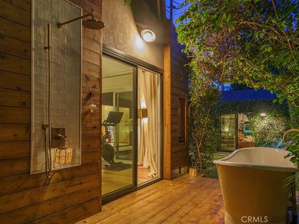 704 Valita St, Venice CA 90291