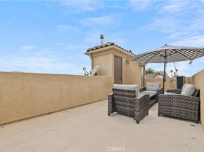 513 Pecan Ave, Huntington Beach CA 92648