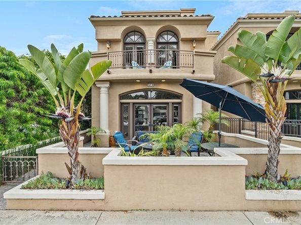 513 Pecan Ave, Huntington Beach CA 92648