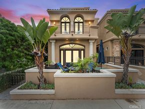 513 Pecan Ave, Huntington Beach CA 92648