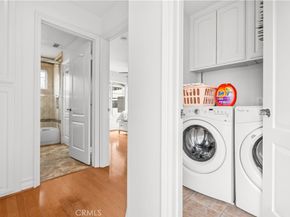 513 Pecan Ave, Huntington Beach CA 92648