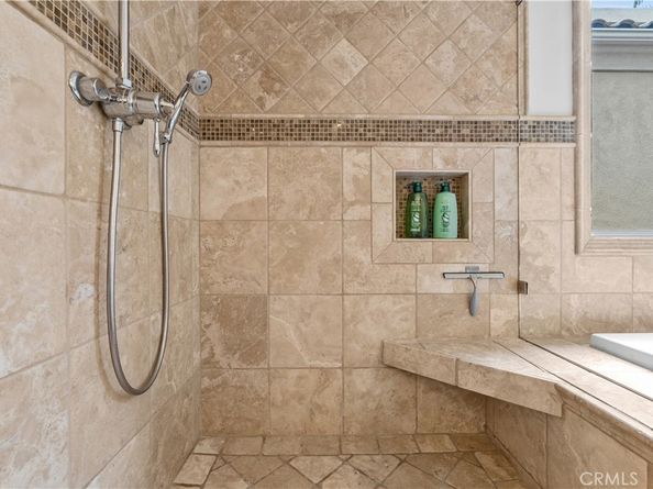 513 Pecan Ave, Huntington Beach CA 92648