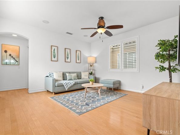 513 Pecan Ave, Huntington Beach CA 92648