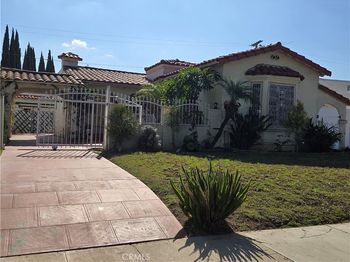 2416 W 80th