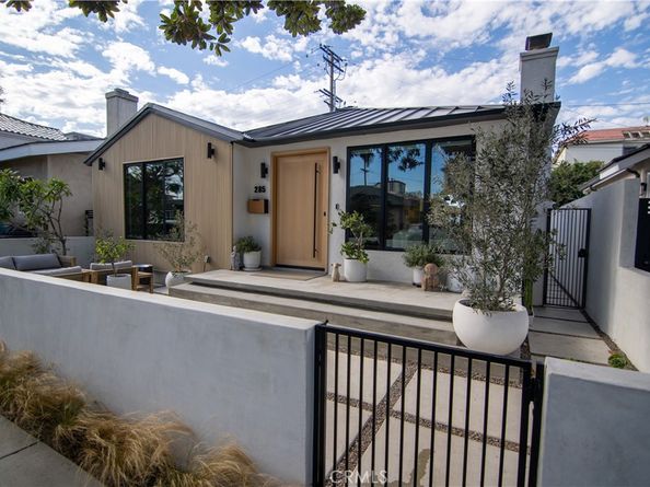 285 Ravenna, Long Beach CA 90803