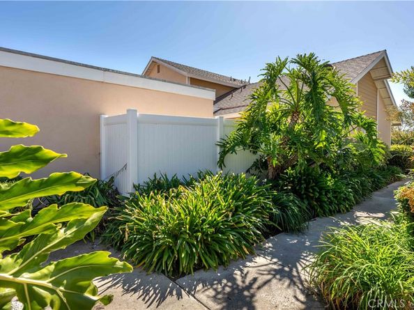 25331 Via Viejo, Lake Forest CA 92630