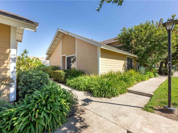 25331 Via Viejo, Lake Forest CA 92630