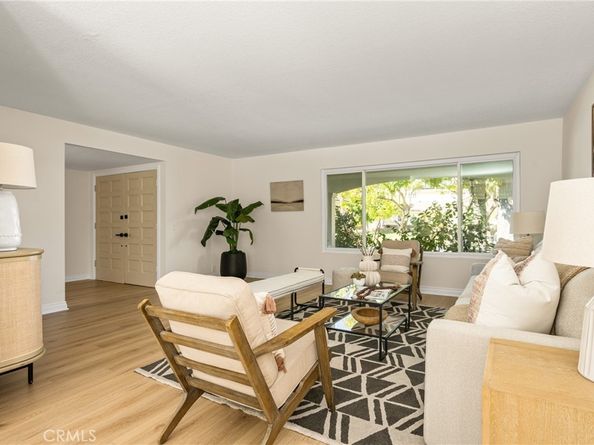 25232 Earhart, Laguna Hills CA 92653