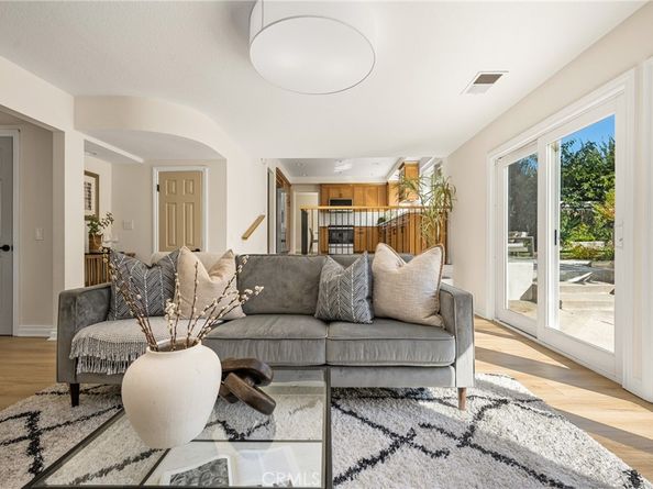 25232 Earhart, Laguna Hills CA 92653