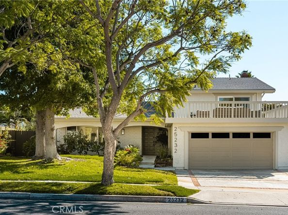 25232 Earhart, Laguna Hills CA 92653
