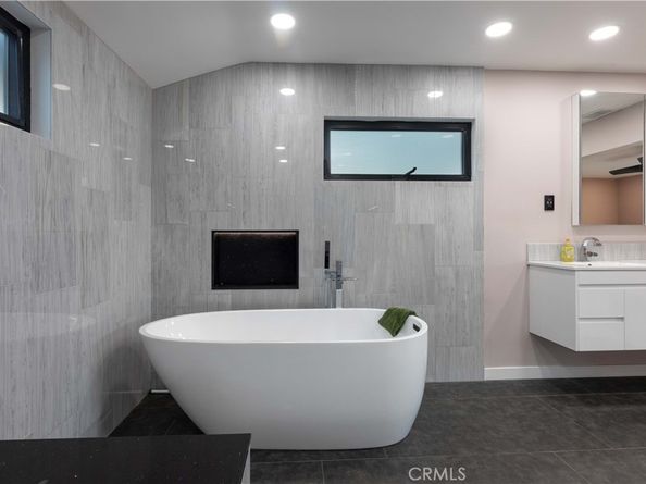 7830 E Ring Street, Long Beach CA 90808