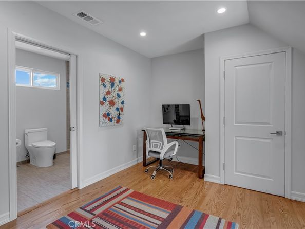 4275 Country Club Drive, Long Beach CA 90807