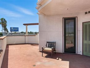 2001 Artesia Boulevard 207, Redondo Beach CA 90278