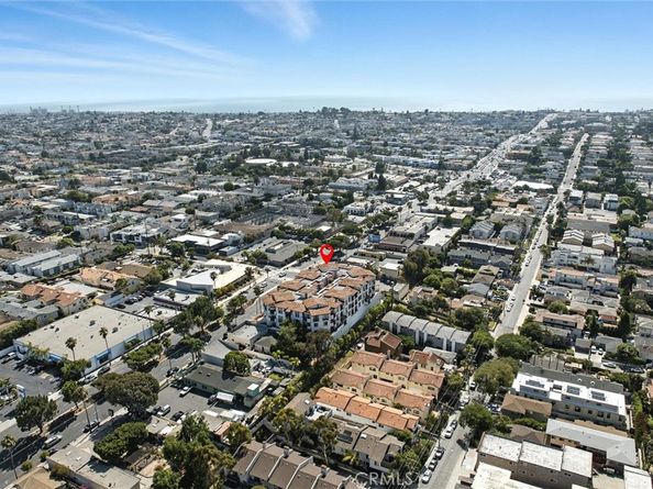 2001 Artesia Boulevard 207, Redondo Beach CA 90278