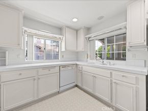 12605 Doral, Tustin CA 92782