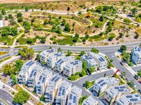 195 Stellar, Irvine CA 92618