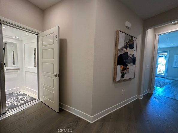 195 Stellar, Irvine CA 92618