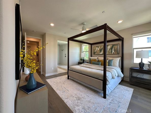 195 Stellar, Irvine CA 92618