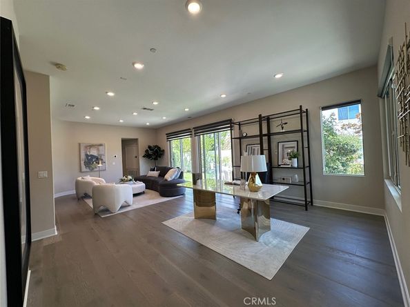 195 Stellar, Irvine CA 92618