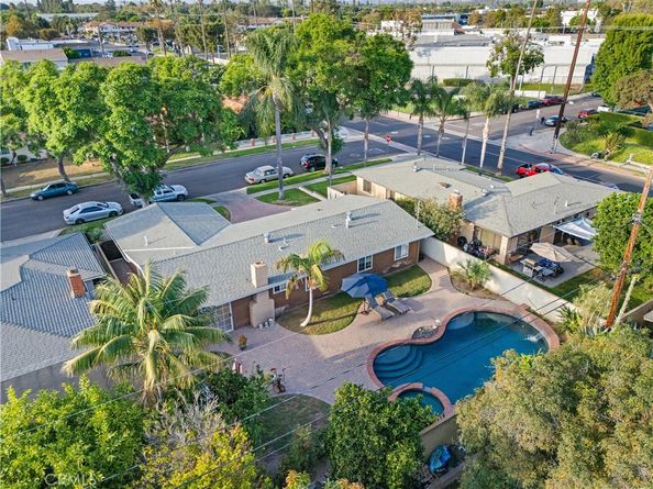 1646 E 15th Street, Santa Ana CA 92701