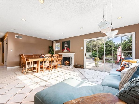 1646 E 15th Street, Santa Ana CA 92701