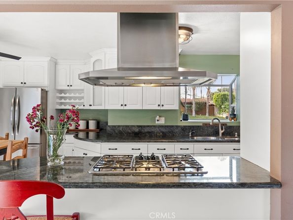 1646 E 15th Street, Santa Ana CA 92701