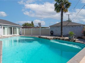 3079 N Bellflower Boulevard, Long Beach CA 90808