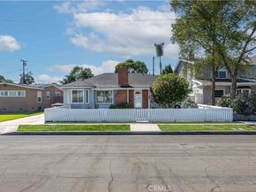3079 N Bellflower Boulevard, Long Beach CA 90808