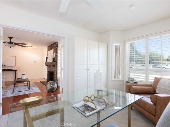 3079 N Bellflower Boulevard, Long Beach CA 90808