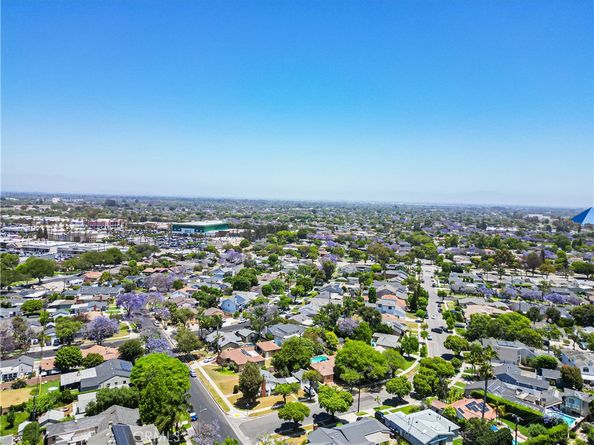 5449 E Fairbrook Street, Long Beach CA 90815