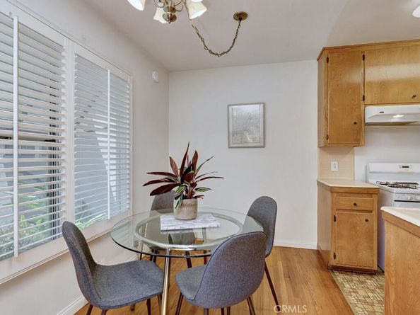 3042 E 3rd St 5, Long Beach CA 90814