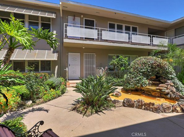 3042 E 3rd St 5, Long Beach CA 90814